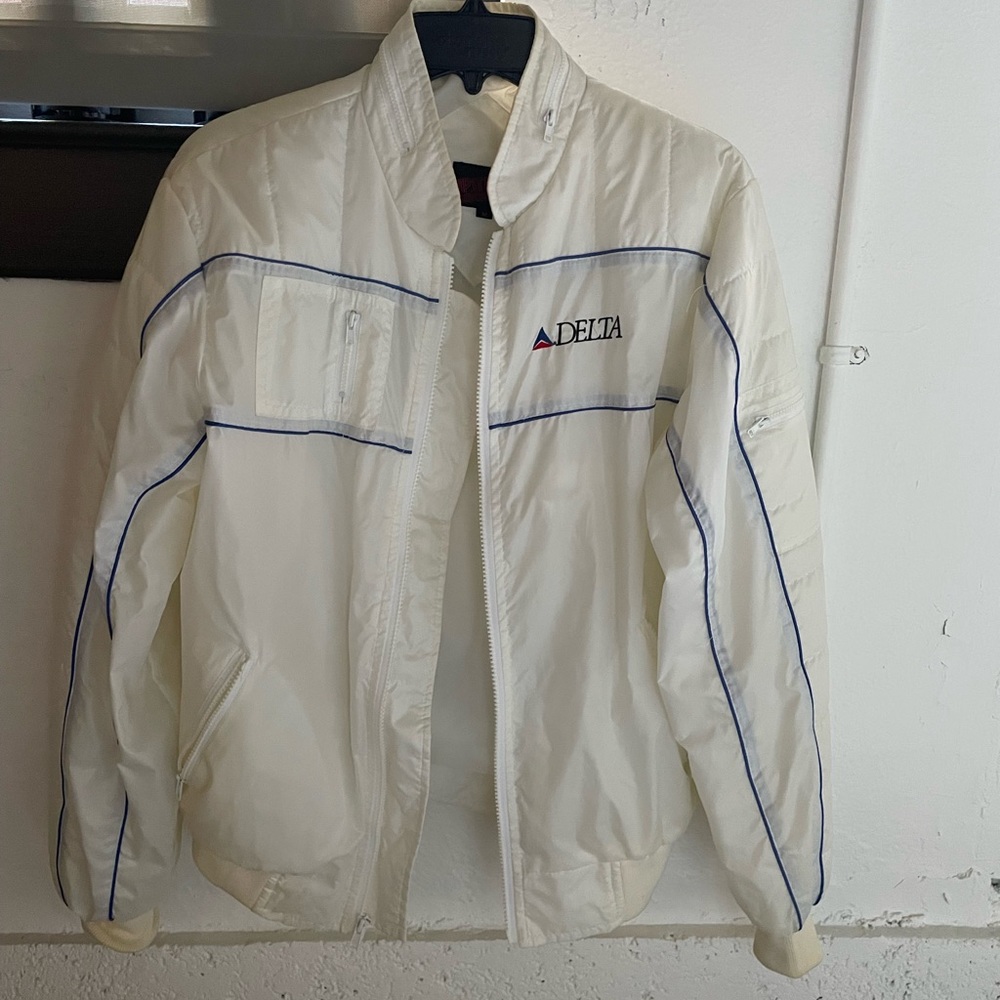 Vintage delta airlines jacket/windbreaker